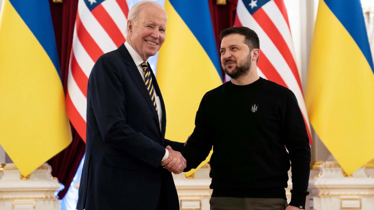 Biden vs Ukraine President