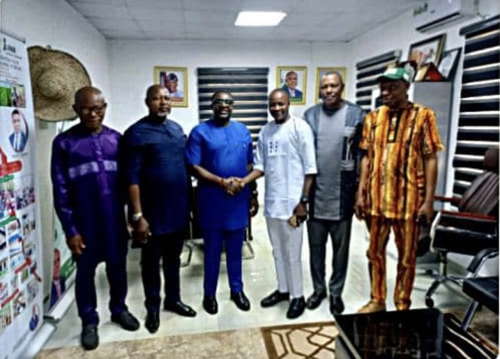 A Courtesy Visit to the ENUGU STATE Honorable Commissioner of Agriculture Hon. Dr. Patrick Nwabueze Umbu, the Permanent Secretary and Directors of the Ministry of Agriculture for Cultivations of over 1,000 Hectares of Moringa Farm Plantation for Youth Empowerment and Social Development and to have a SLICE of the $11 Billion Moringa Market